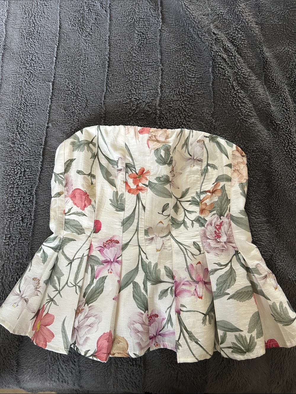 Dynamite White Strapless Floral Peplum Camisole